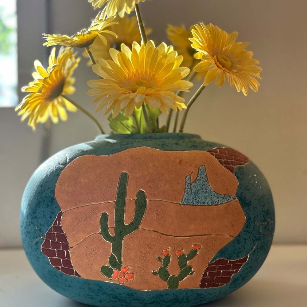 Vintage Southwest Pottery Vase with Saguro Prickly Pear, 90s, handmade